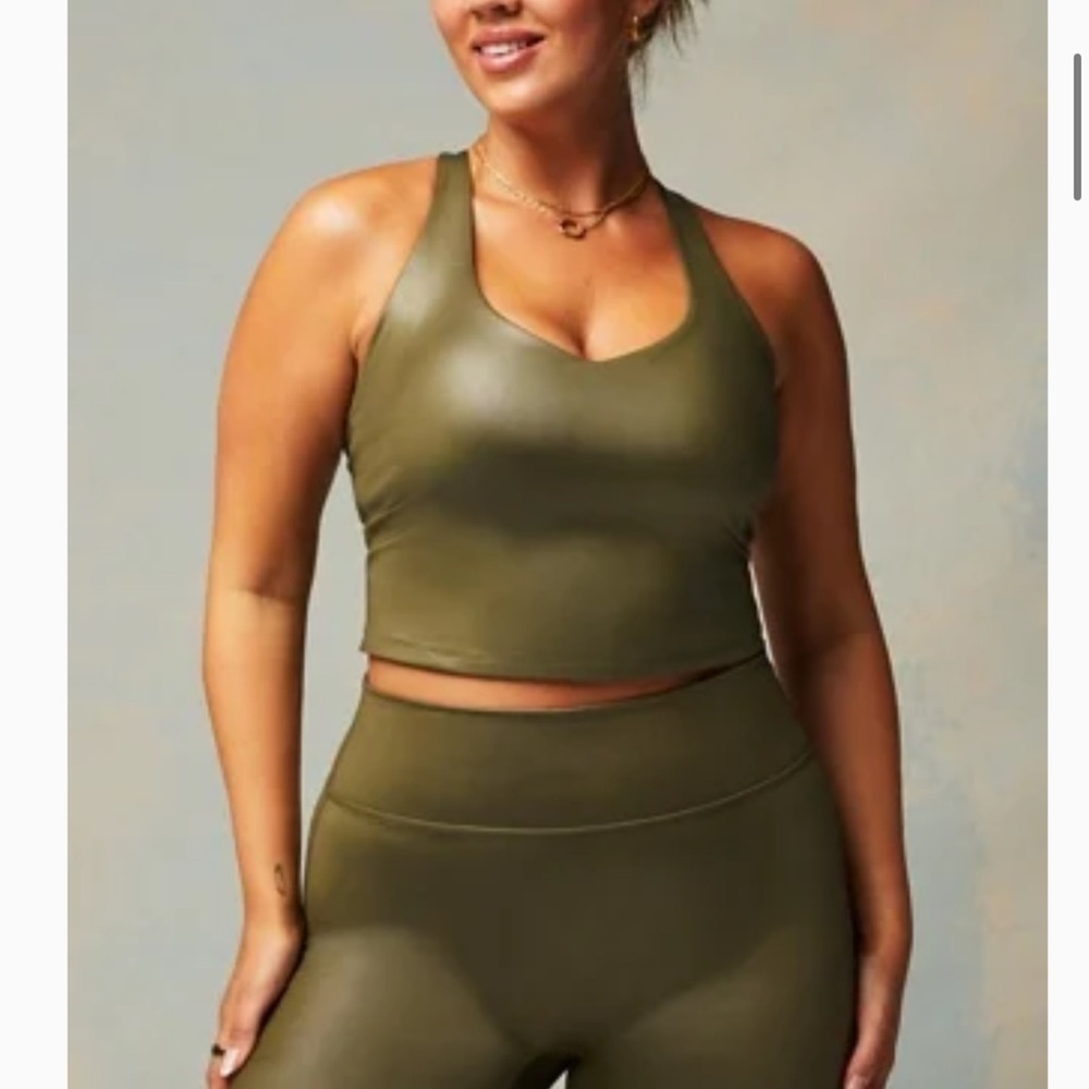 Fabletics Anywhere Motion365+ Shine Matching Set – Dark Moss Shine (Size S/M)